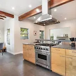 Stylish 4Br Home Prime Location Hancock Park