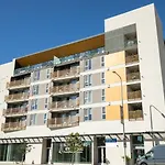 Blueground Brentwood Studio Apartment Lax-1293