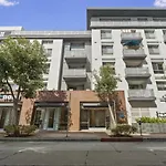 Sunset Duo 2 Bedroom Charm With Free Parking