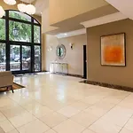Lala Land-1Bed With Free Parking, Pool, Sauna