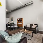 Dtla Loft, Parking, Pool, Gym, Steps To Crypto Arena