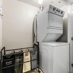 Dtla Loft, Parking, Pool, Gym, Steps To Crypto Arena
