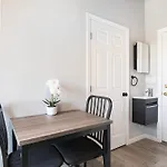 Casas On Cordova Street