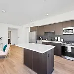 One Lux Stay Hollywood View La Suites