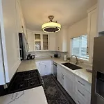 Villa 3 Bedrooms On Venice Beach Canal.