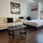 Stylish Hollywood Apartment