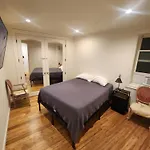 Hollywood Hills Hideout