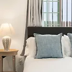 Lanzit Bnb - 35 Percent Off July! Low Fees!
