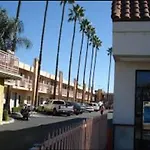 Palm Tree Inn