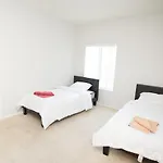 540 Midvale Apartments