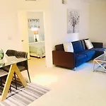 New Luxury Dt La Apt- Pool, Gym, Staple Center