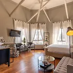 Ocean Luxury Lofts And Suites