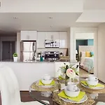 High Skyline Suite With Parking