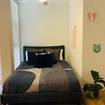 Mojave Studio Apartment In Hollywood