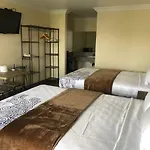 Econo Motor Inn