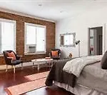 Boutique8 Hollywood