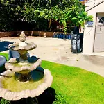 Beverly Hills Private Bungalow