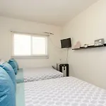 Quiet Studio In Hollywood Area