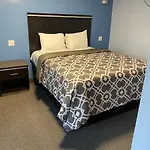 Golden West Manor Motel
