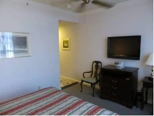 Hilgard House Hotel