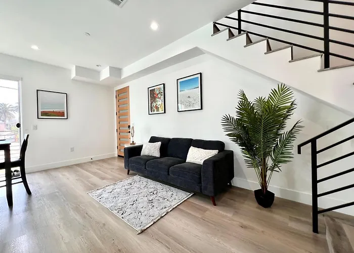 Hollywood Art Gallery House - Iconic La Views