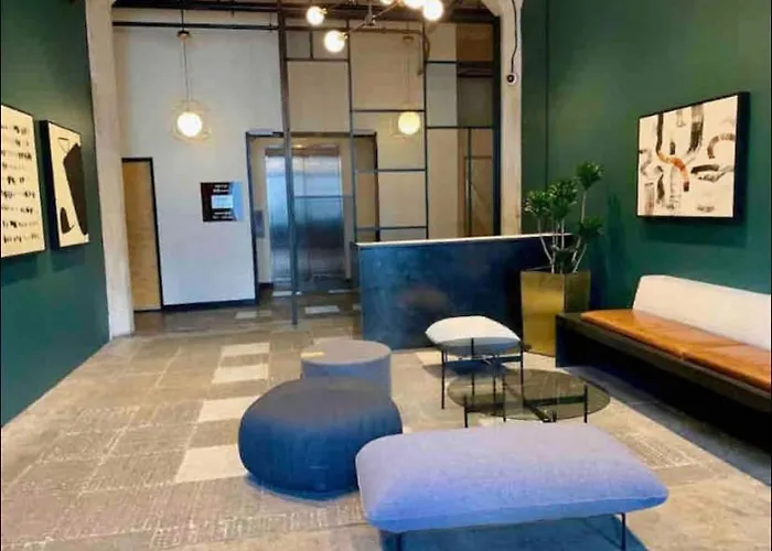 Charming Lofts In The Heart Of Hollywood