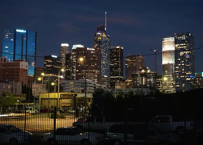 New Dtla Apartment W/Private Parking