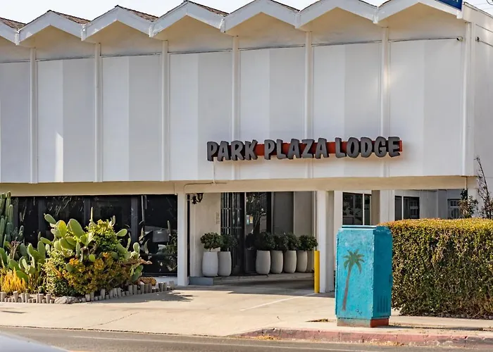Park Plaza Lodge