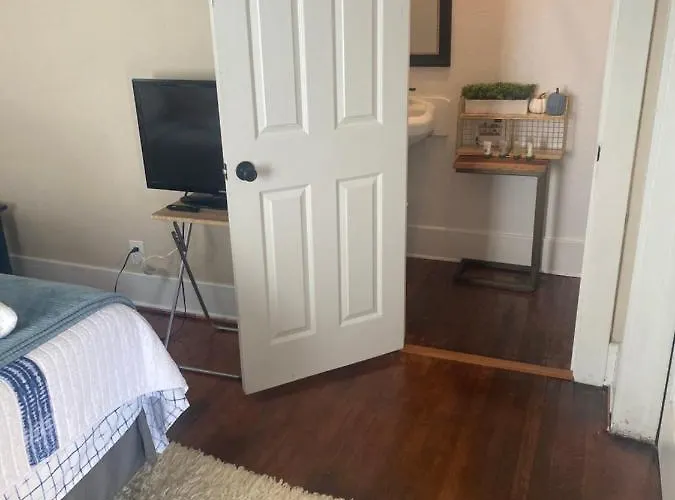 Peaceful Stay In La