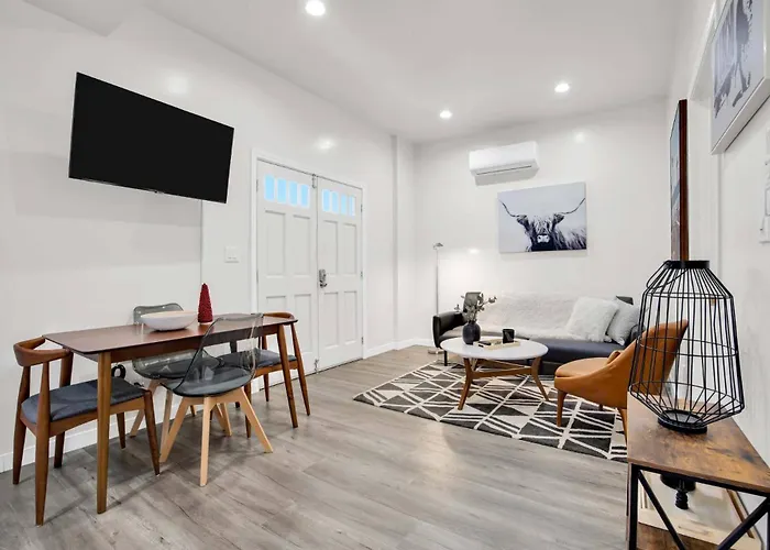 Magnolia Apt