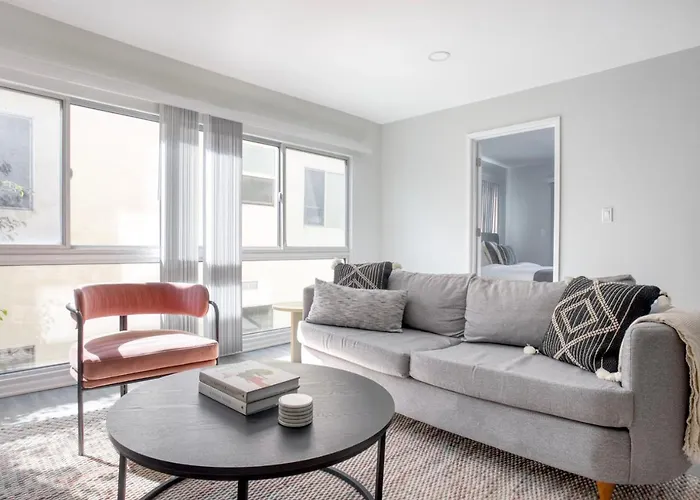Beverly Hills 2Br W Pool Wd Nr Rodeo Drive Lax-1032