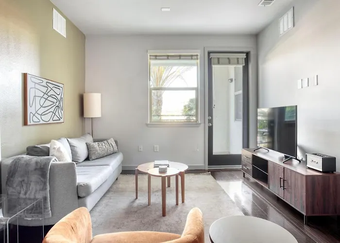 Playa Vista 2Br W Gym Pool Near Beach Lax-1043