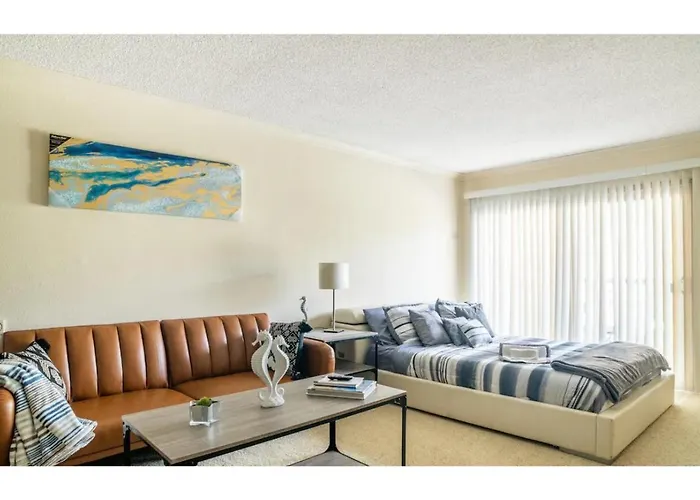 Stylish 1Br 1Ba Oasis In The Heart Of Venice-Marina Del Rey