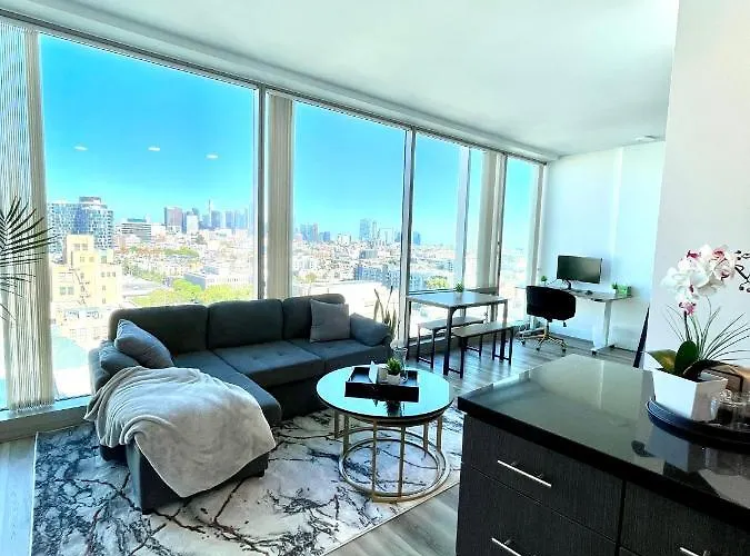 High Rise Studio In Heart Of Ktown Dtla