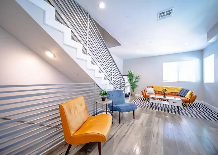 Central 4Bd Townhome Sleeps 10 Near Usc/Dtla/Expo