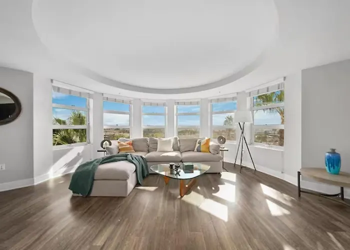 Blue Topaz Retreat - Spacious 3Br Gorgeous City Views