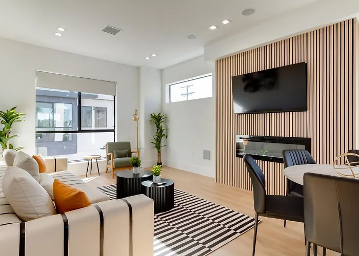Brand New Modern 4 Bedroom House Pickfair Village
