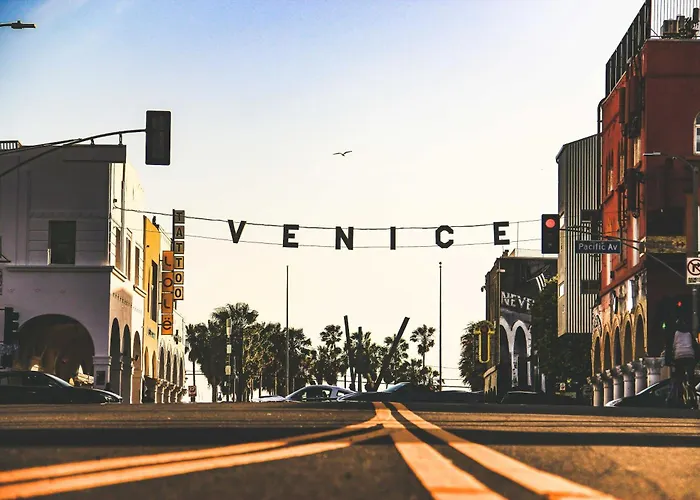 Venice Beach International Traveler Cabins
