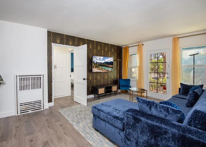 Prime Location And Luxury Living W/ Hot Tub