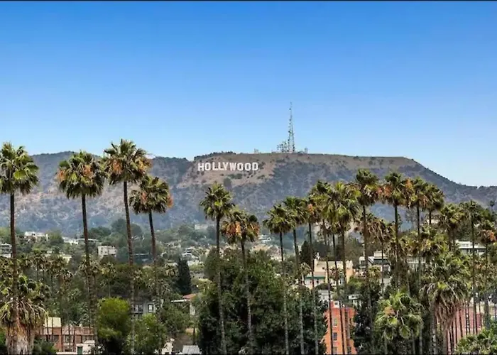 Hollywood Sleep 7 Panoramic View Two Bedroom With Rooftop