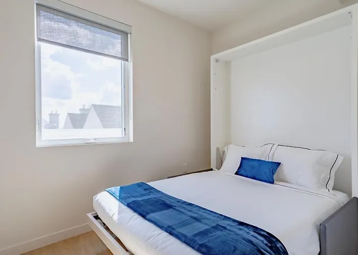 Stylish Coliving Suite W Walk In Closet Near Ucla