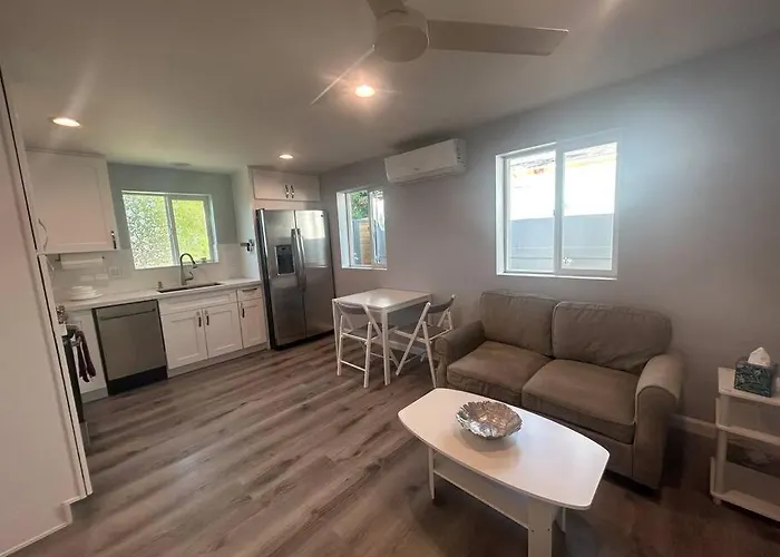 New Peaceful Guesthouse