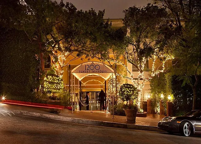Sunset Marquis Hotel & Villas