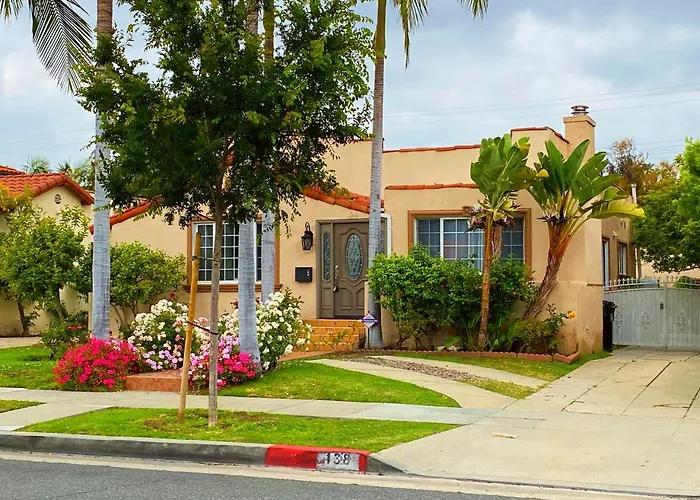 Beverly Hills 2Bd