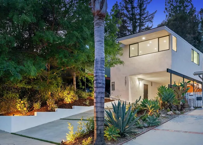 Modern Stylish Get-Away