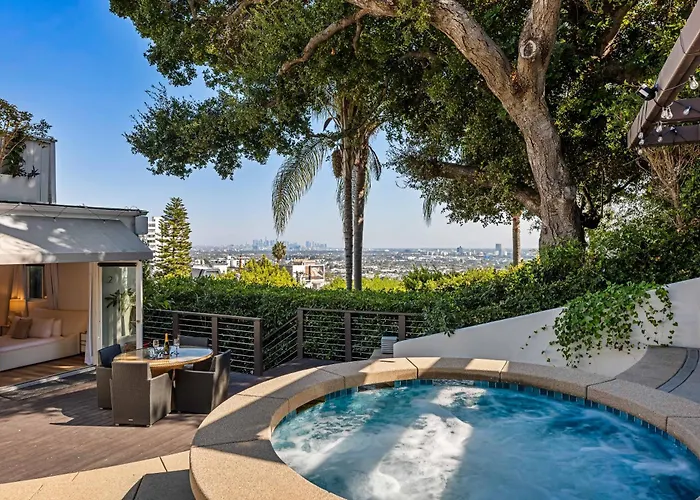 West Hollywood Hills Jacuzzi And Beautiful View
