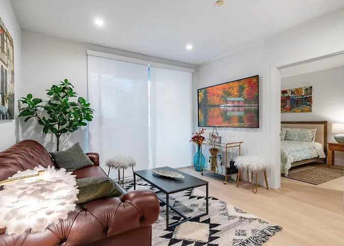 15 City View Santa Monica