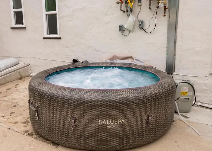 Modern 3Br Home With Jacuzzi, Top Line Amenities