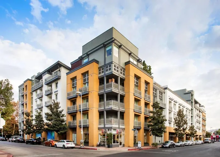 Sunset Duo 2 Bedroom Charm With Free Parking