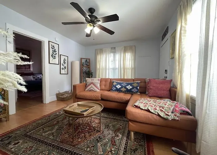 Amazing Rental In La